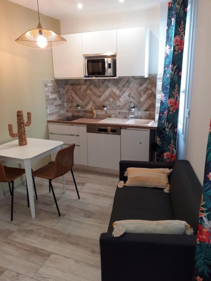 Le Studio D'Auguste- Coeur De Nimes-Chaleureux-Emplacement Ideal Ngoại thất bức ảnh
