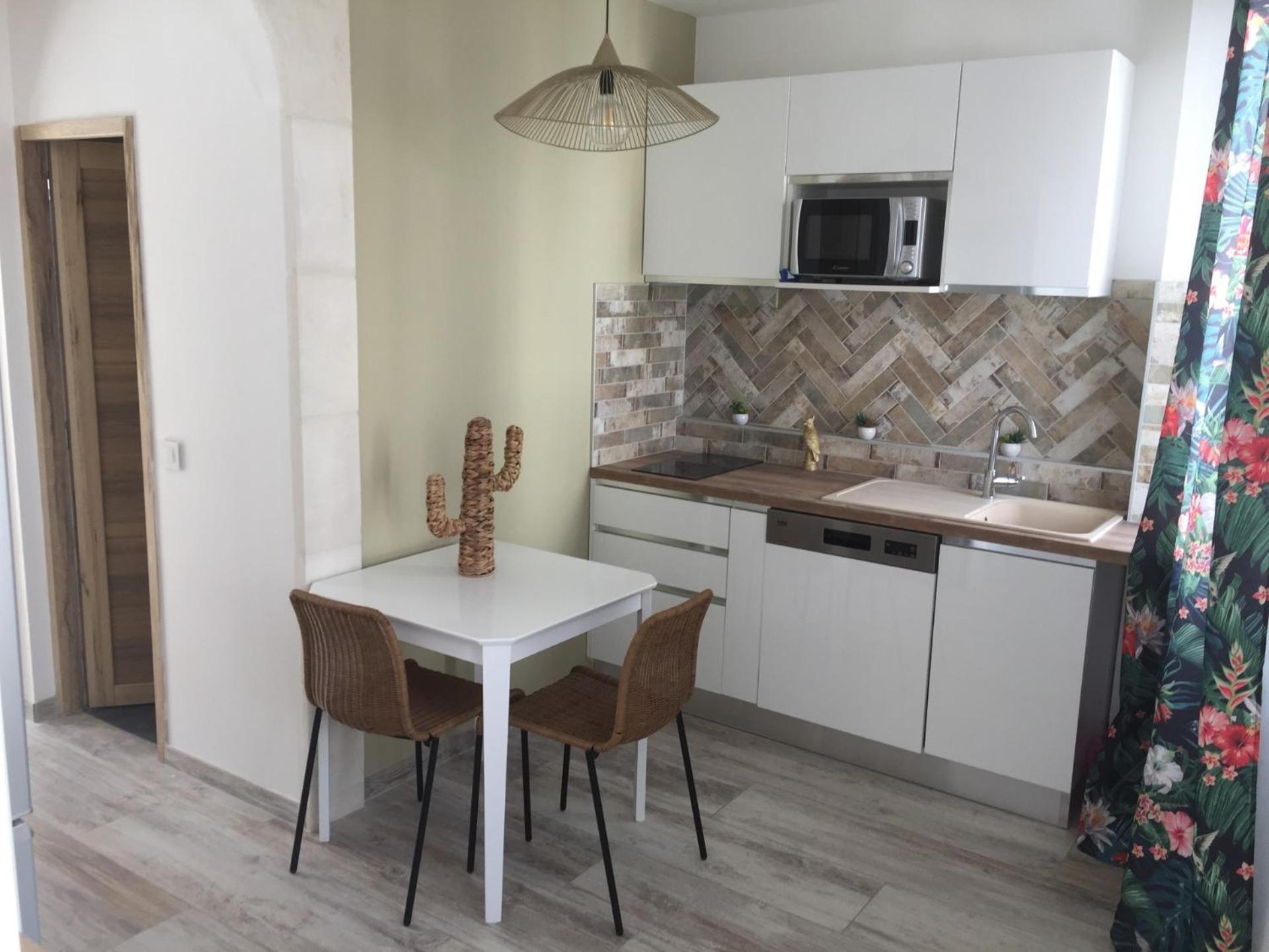 Le Studio D'Auguste- Coeur De Nimes-Chaleureux-Emplacement Ideal Ngoại thất bức ảnh