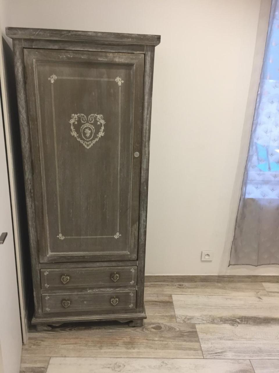 Le Studio D'Auguste- Coeur De Nimes-Chaleureux-Emplacement Ideal Ngoại thất bức ảnh