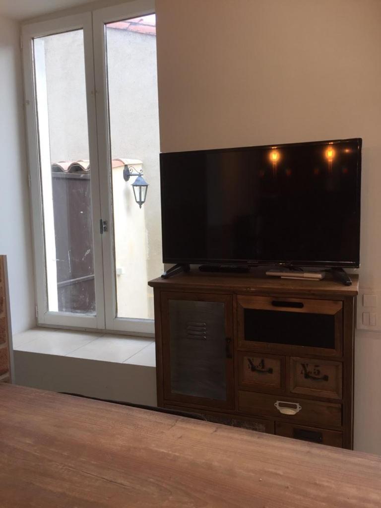 Le Studio D'Auguste- Coeur De Nimes-Chaleureux-Emplacement Ideal Ngoại thất bức ảnh